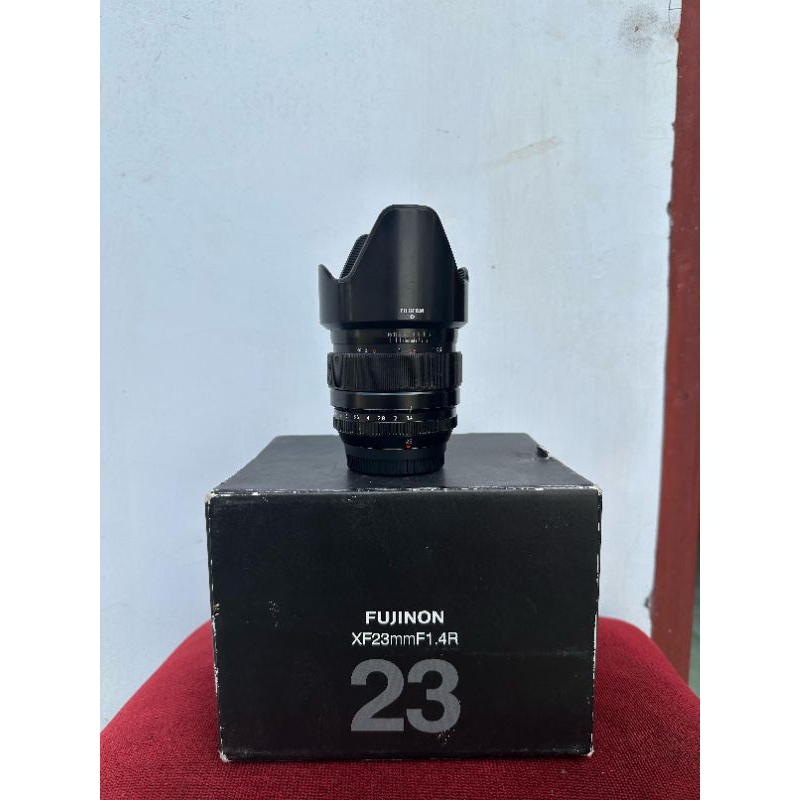 Lensa fix fujinon/fujifilm 23 F1.4