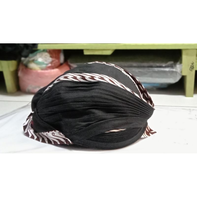 BLANGKON MONDOL/BLANGKON MONDOL JOGJA JEBEH/BLANGKON MONDOL/BLANGKON