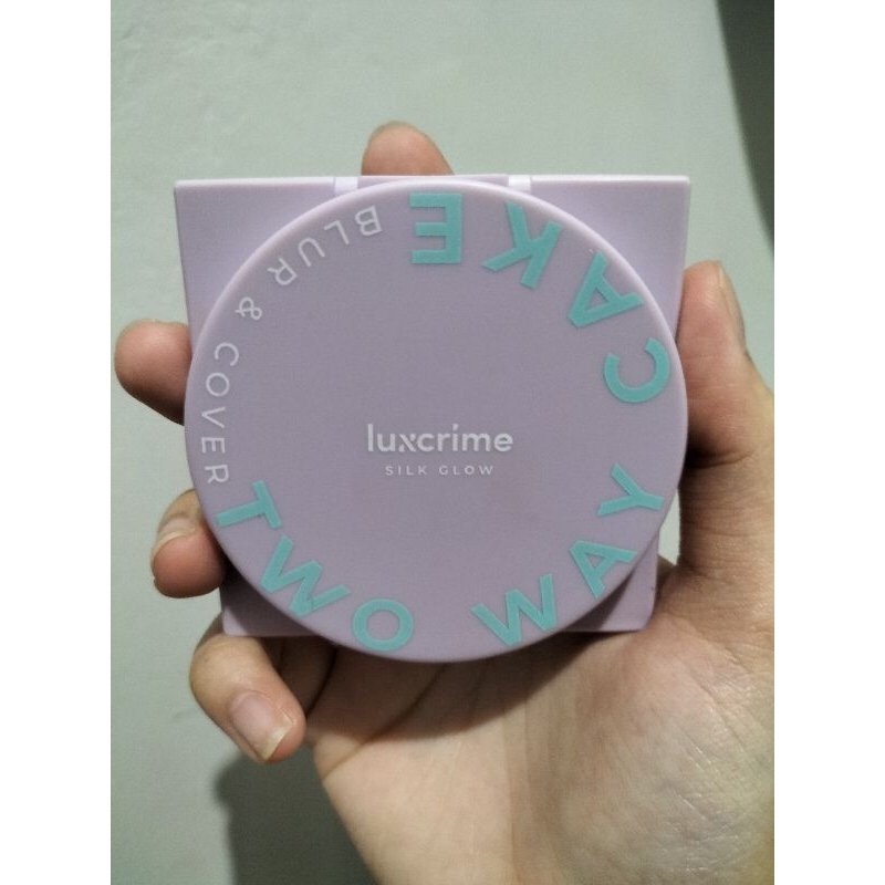 PRELOVED LUXCRIME SILK GLOW TWO WAY CAKE CUSTARD FULL SIZE
