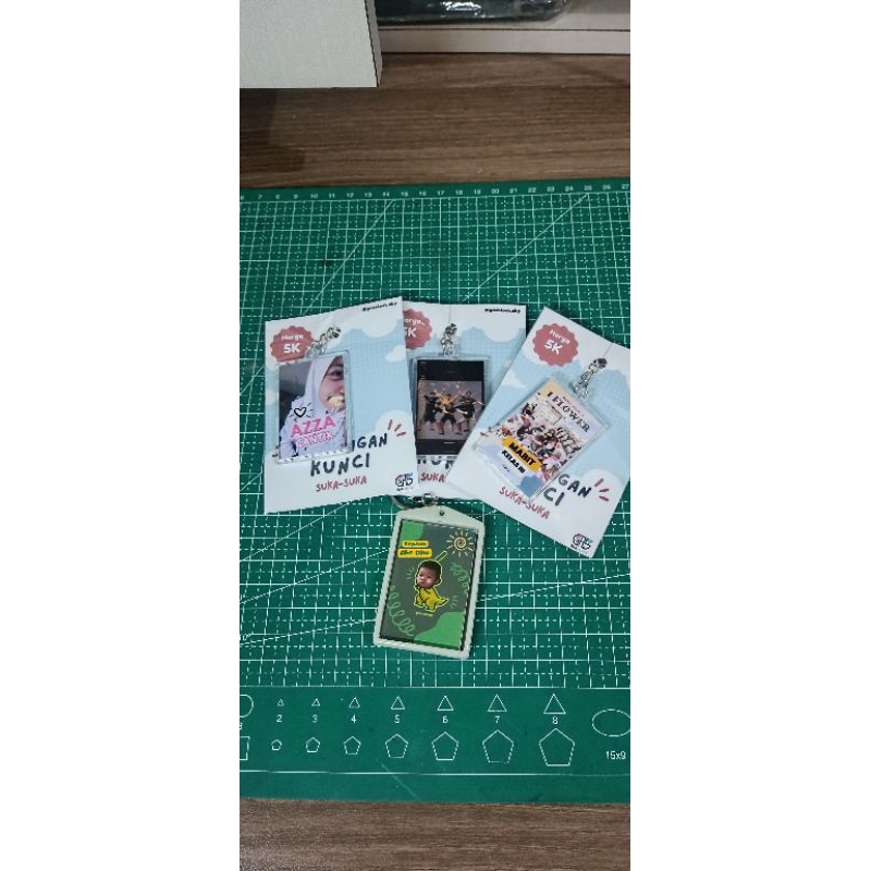 gantungan kunci insert paper