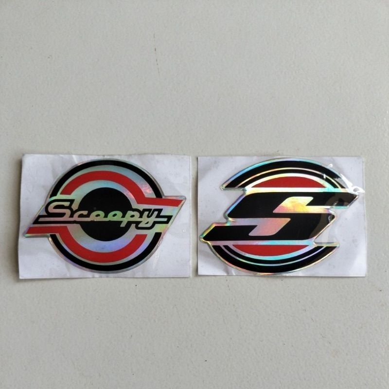 Stiker Timbul Logo S Scoopy