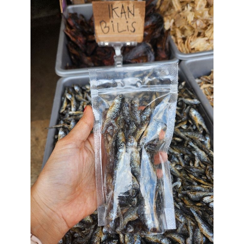 

Ikan bilis/bilih asli danau singkarak 1 ons