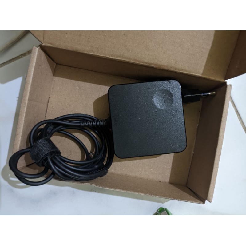 preloved charger laptop lenovo, bisa nego