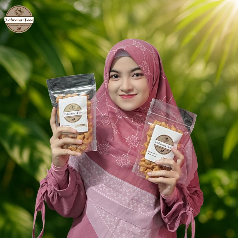 

Halwana Food - Siomay Mini Kering Pedas Gurih Renyah Cemilan Enak