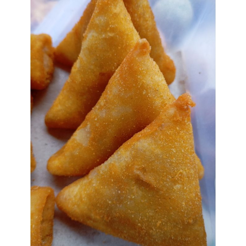 

Risoles Segitiga/Aneka Kue Pasar/Aneka Kue Basah/Kue Tradisional