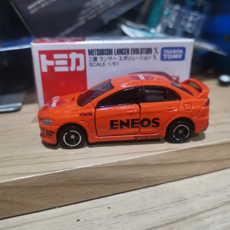 Tomica Custom Mitsubishi Lancer Evolution X ENEOS