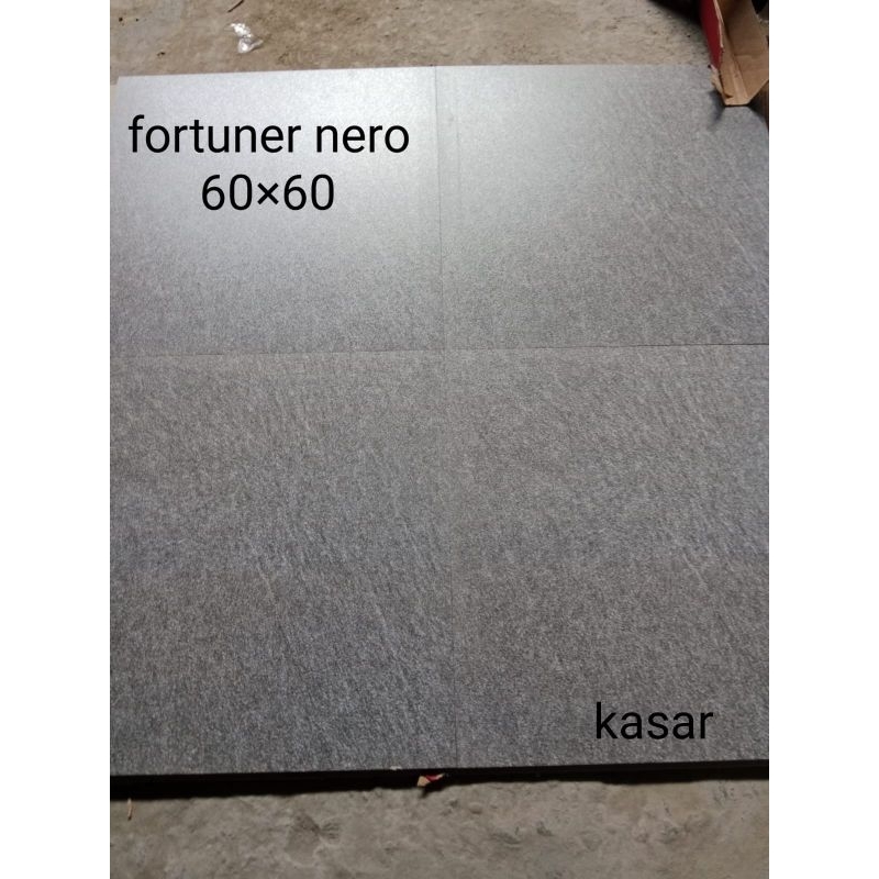 Keramik Ubin Lantai Ukuran 60x60 Teras Hitam Polos Matt Concord Fortuner Nero