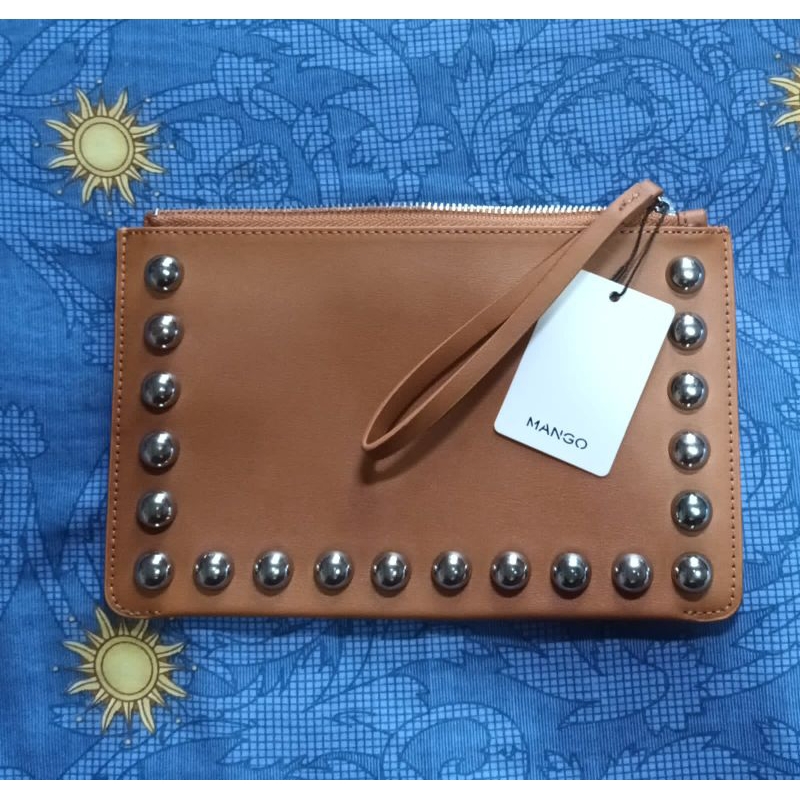 preloved pouch merk mango preloved tas kecil preloved dompet