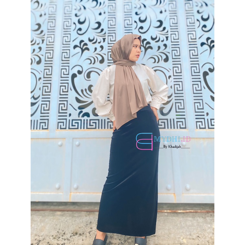 Mydhiid - Rok Span Beludru Formal Velvet Maxi / Panjang Korean Style Belahan Belakang Maxi Skirt