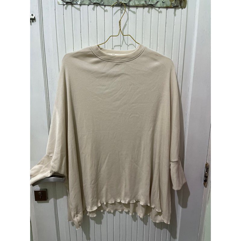 

NEW WITHOUT TAG