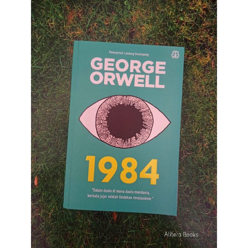 Preloved Book: 1984 - George Orwell - Novel