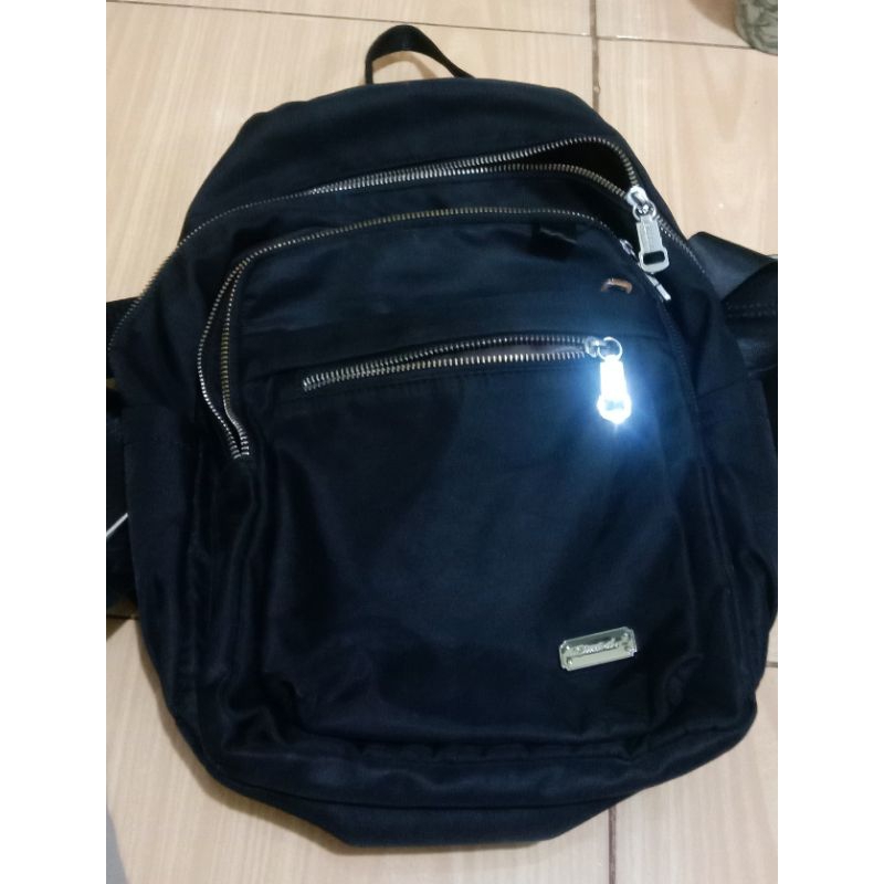 (Preloved Good Condition) Elizabeth Black Bag / Tas Ransel Mini / Tas Ransel Jalan / Tas Hangout / M