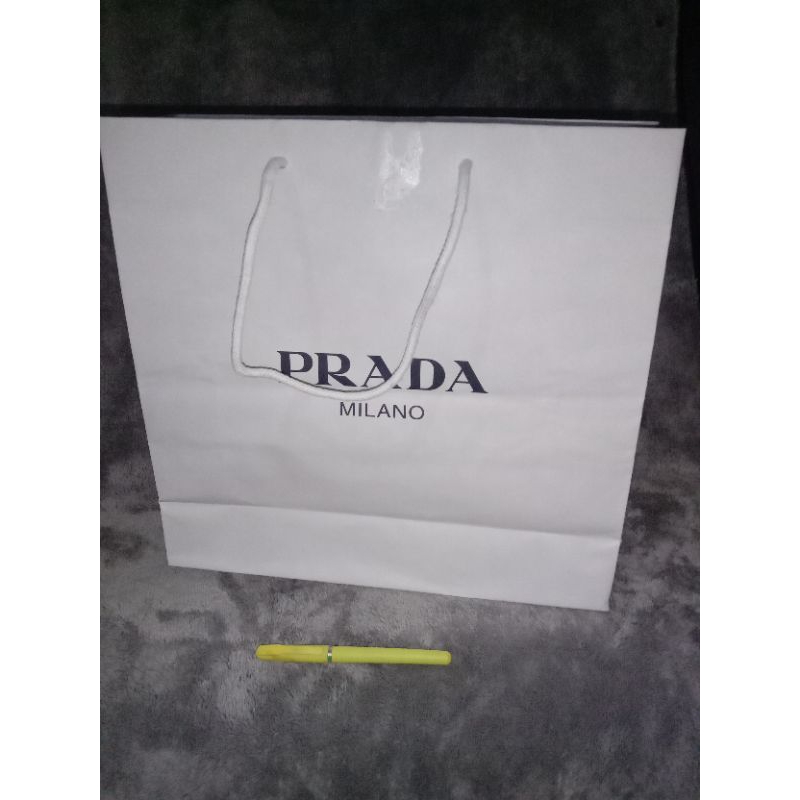 paper bag Prada 100% original