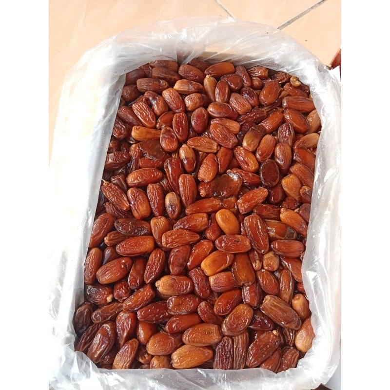 

Kurma Tunisia Madu Palm Fruit Tunis Madu Non Tangkai 5Kg