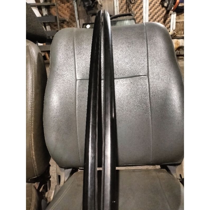 List Kaca Depan Kanan kiri Honda STREAM 1.7 2.0 Copotan Ory