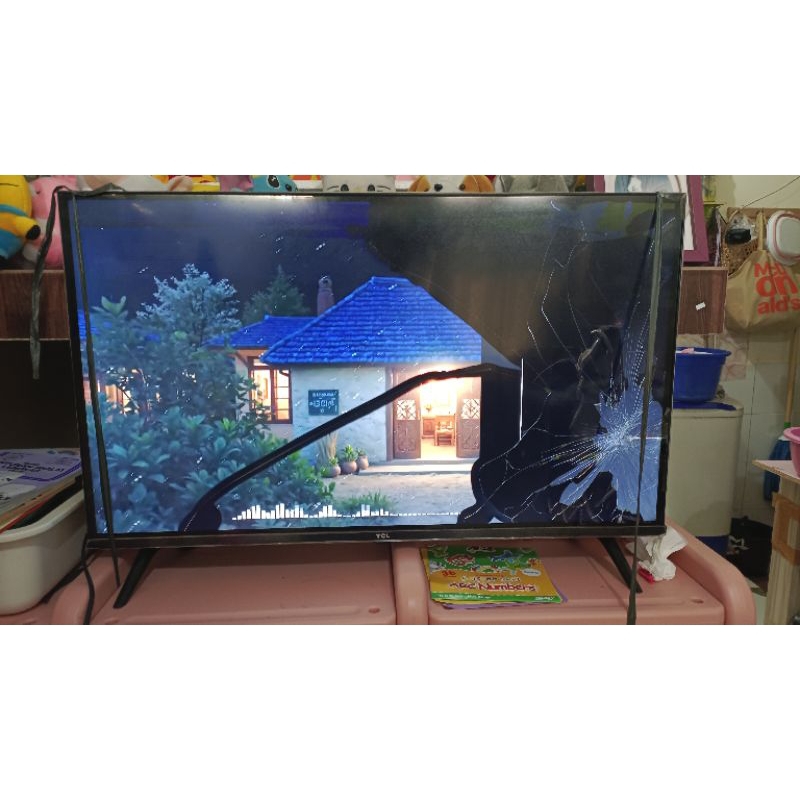 preloved Android tv tcl 32inch