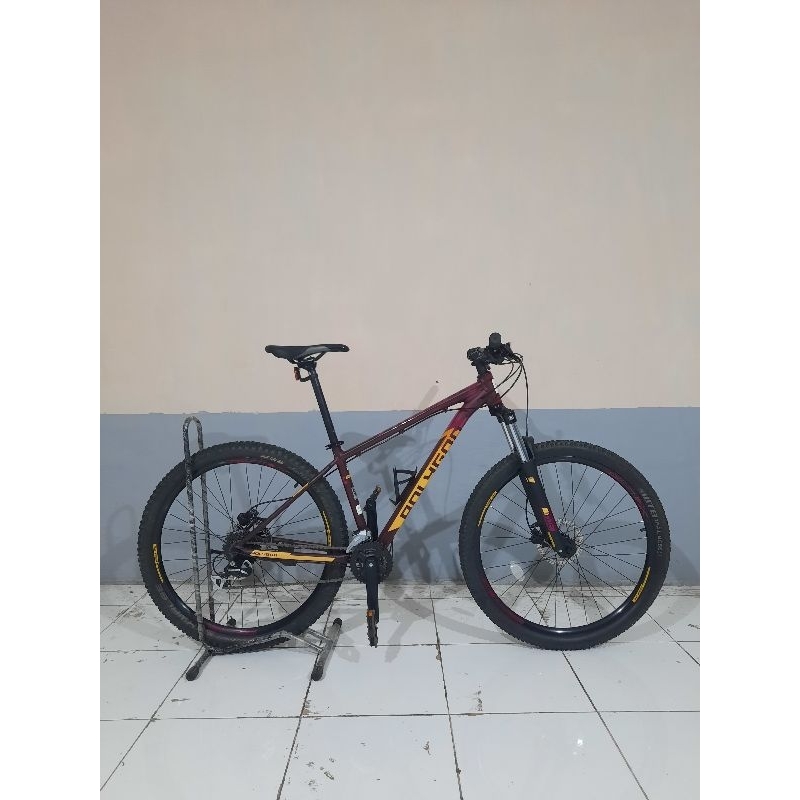 POLYGON PREMIER 4 TAHUN 2021