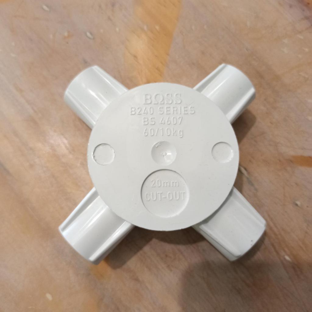 T dus / T dos Listrik BOSS