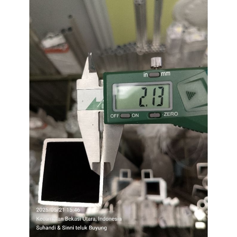 hollow aluminium 40 x 40 x 2 panjang per cm