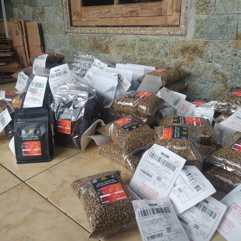 

[ Premium !!! Green Beans Robusta ] 1 Kg Green Bean Kopi Robusta Gunung Kawi / Kopi Robusta Mentah /