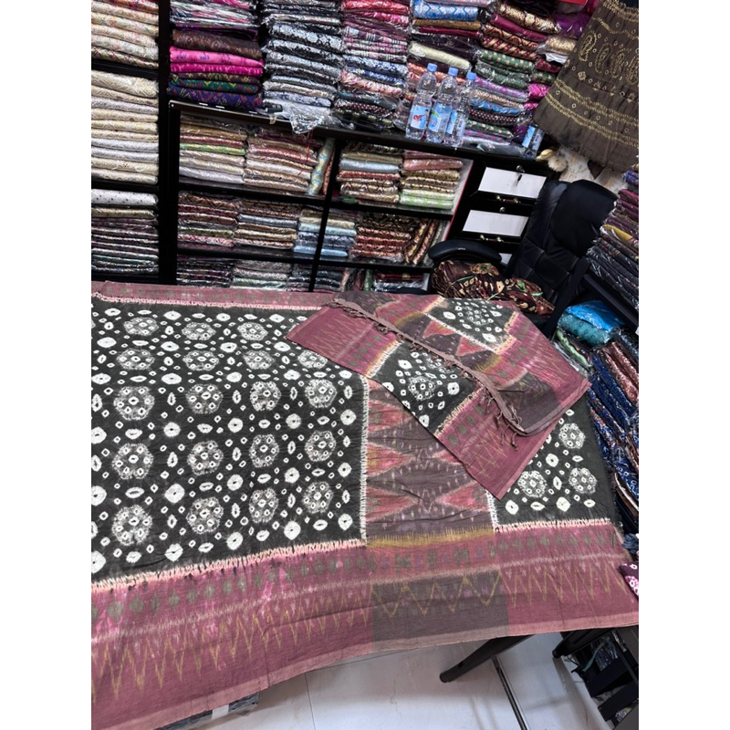 Blangket jumputan Palembang keong