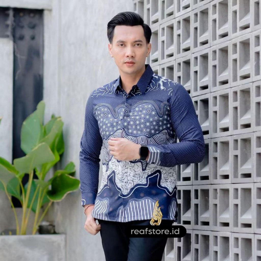 Reafstore.id - Kemeja Batik Pria Lengan Panjang Warna Biru Denim Formal Casual Baju Batik Kantor