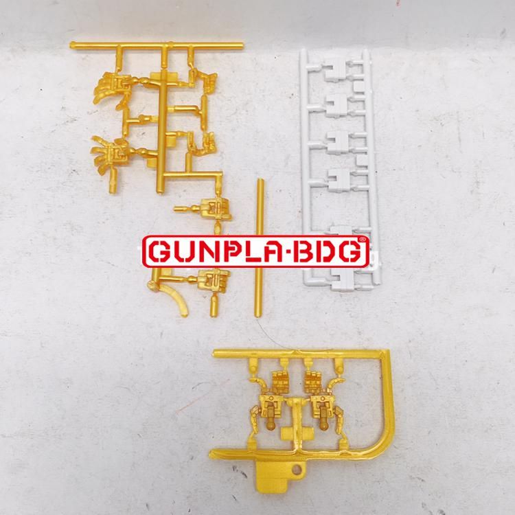 BANDAI RG Gundam ZGMF-X20A Strike Freedom Part Option hand