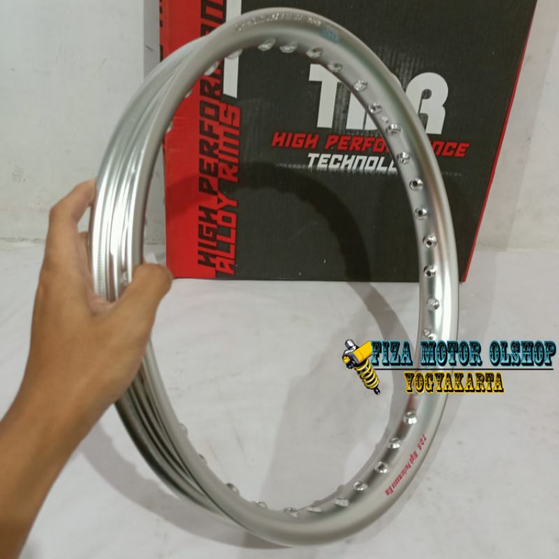 VELG TDR 140-17 ORIGINAL VELG 140 RING 17 TDR ORIGINAL