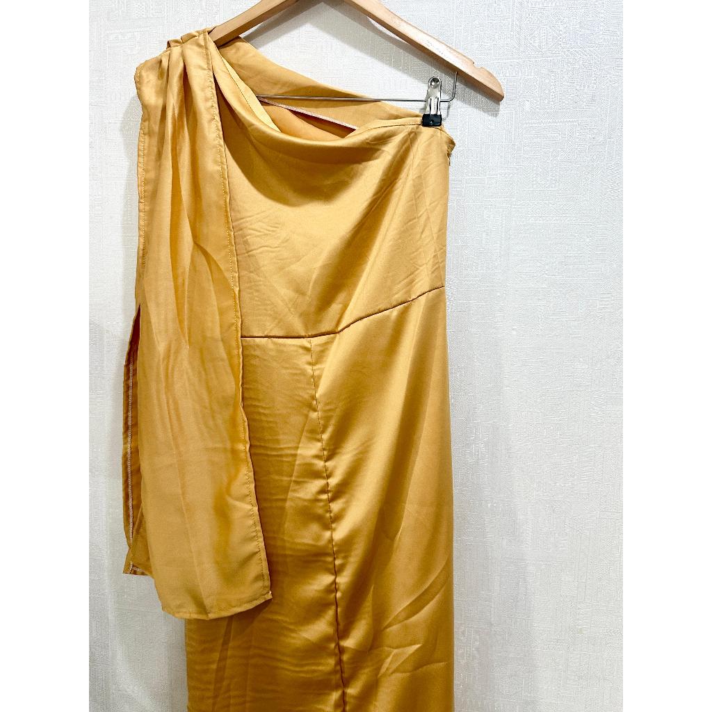 GOLD DRESS SATIN XL KOREA STYLE MAXI DRESS KONDANGAN DRESS NATAL DRESS PESTA SEXY