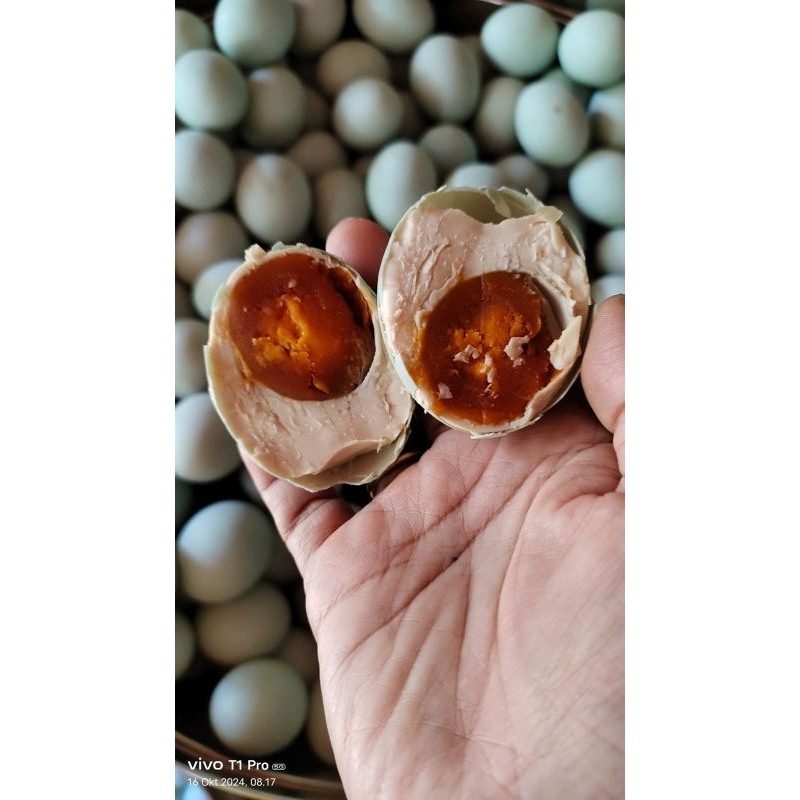 

10 Butir Telor Asin Matang Masir Pulen