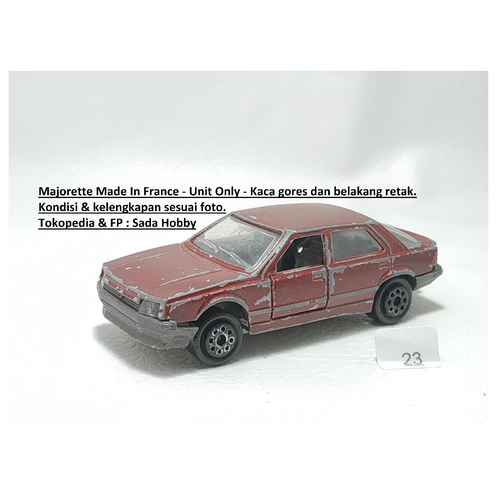 Diecast Majorette Renault 25 Sedan Merah Made In France Unit Only
