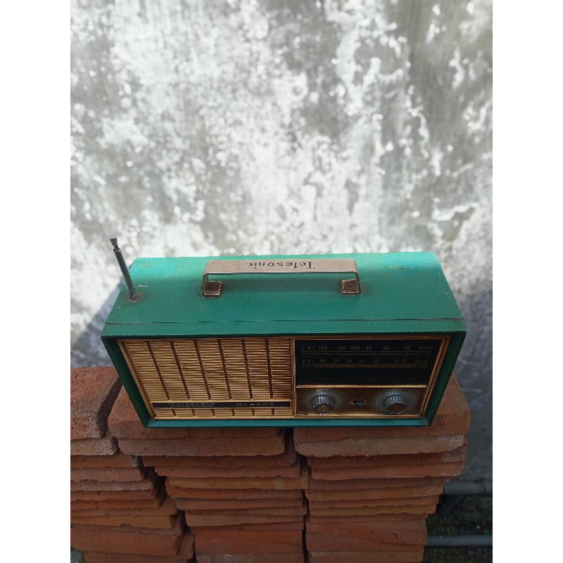 Radio transistor jadul antik