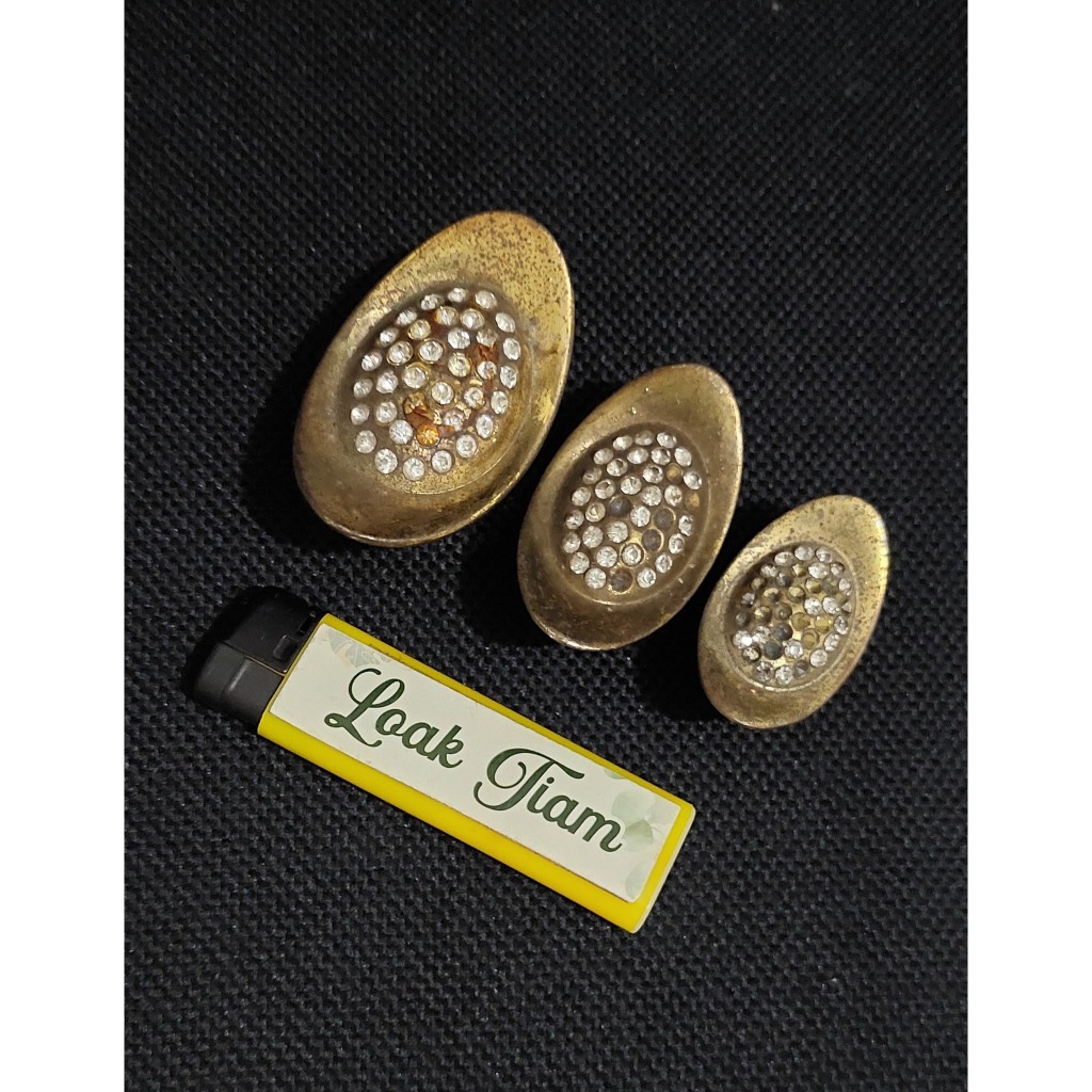 

pajangan pemberat kertas kuningan set 3 buah