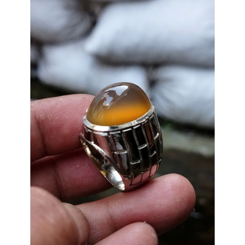 king Obi anggur lawas