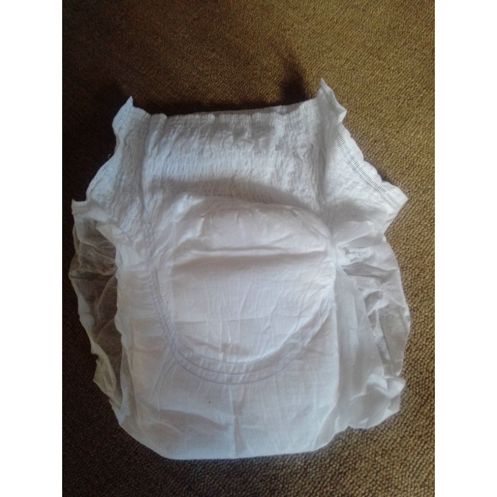 Pampers Dewasa/lansia 47 pcs