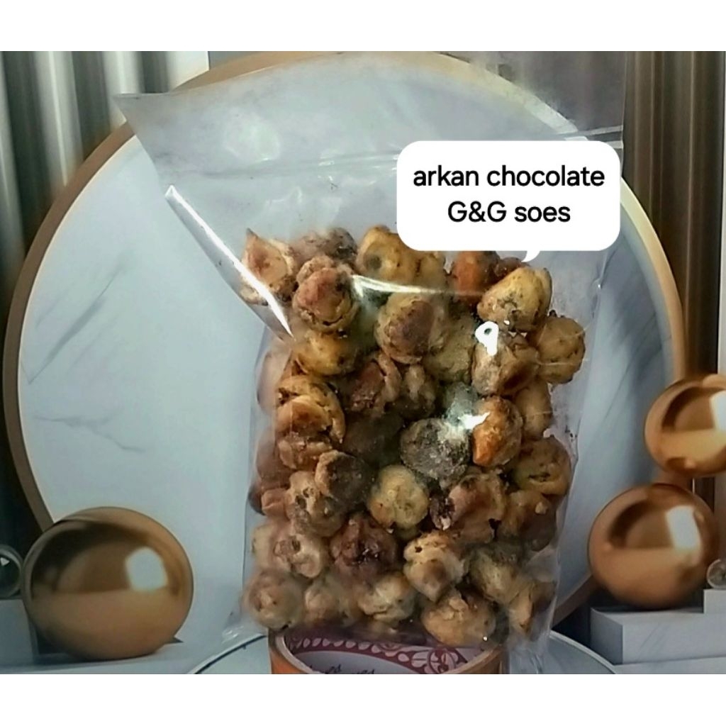 

cokelat soes mini merk G&G dan micky 250gr