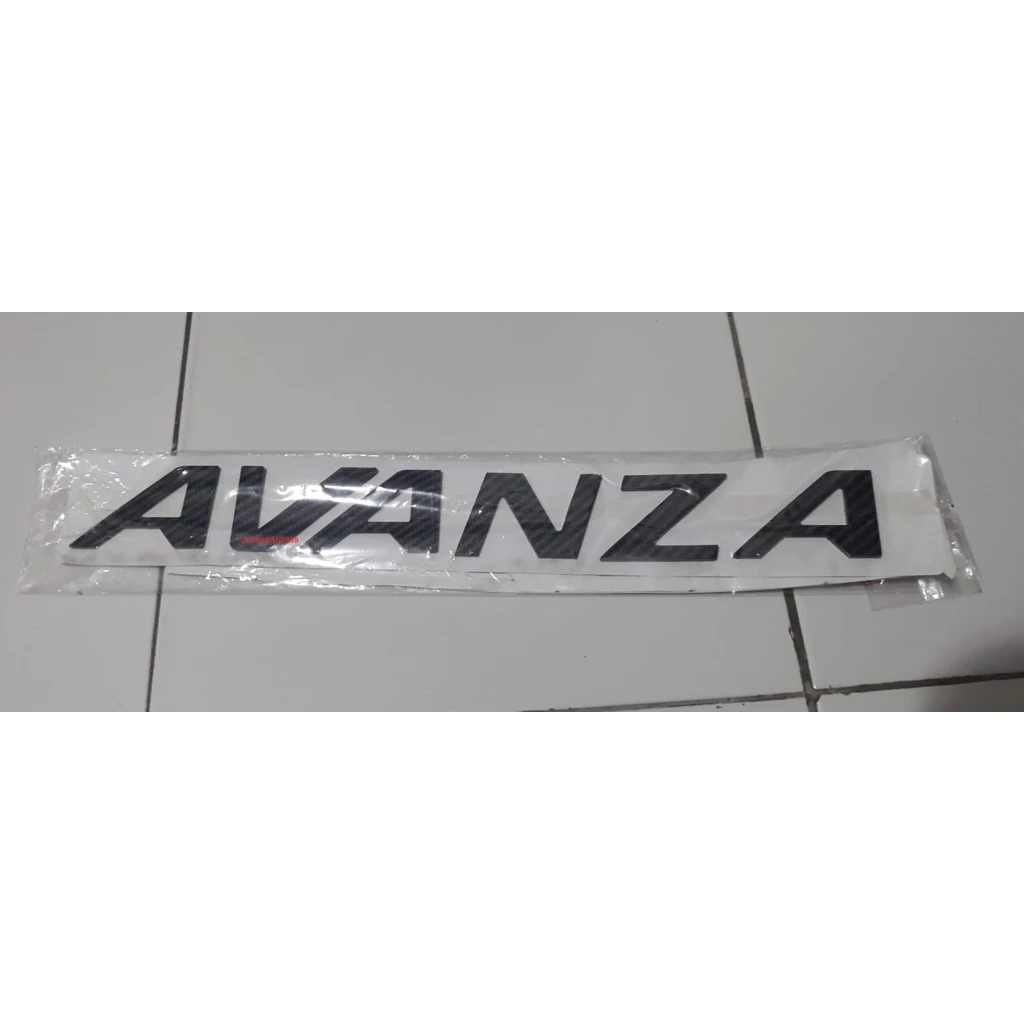 Emblem Kap Mesin Avanza Carbon