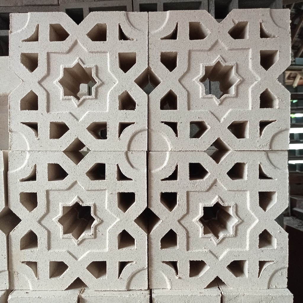 roster beton/loster minimalis/loster lubang angin