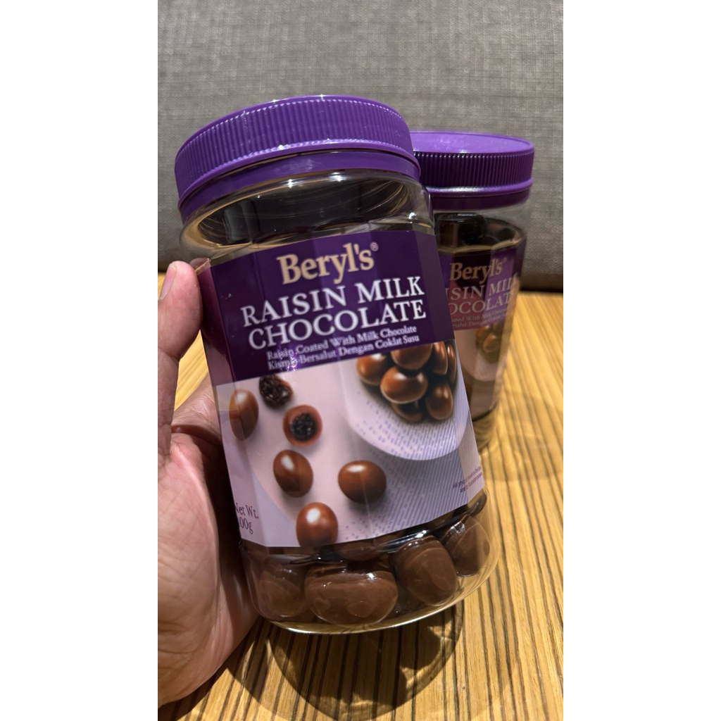 

Beryl’s Raisin Milk Chocolate