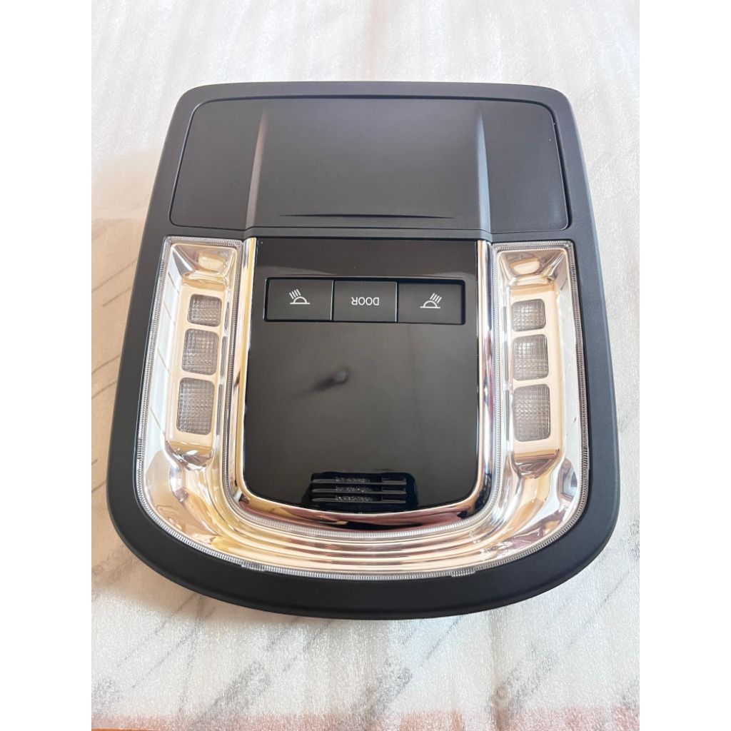 lampu plafon Fortuner VRZ TRD warna hitam original