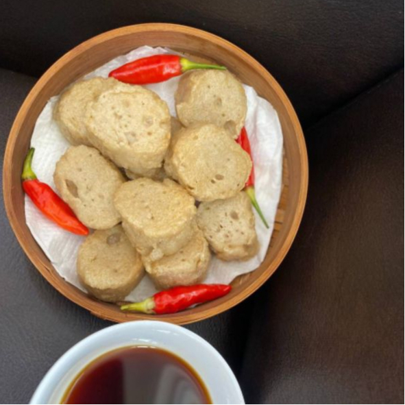 

Pempek ikan Belitung (lenjer)
