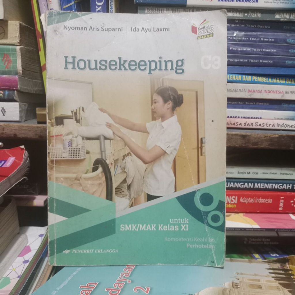 housekeeping kelas 2 SMA