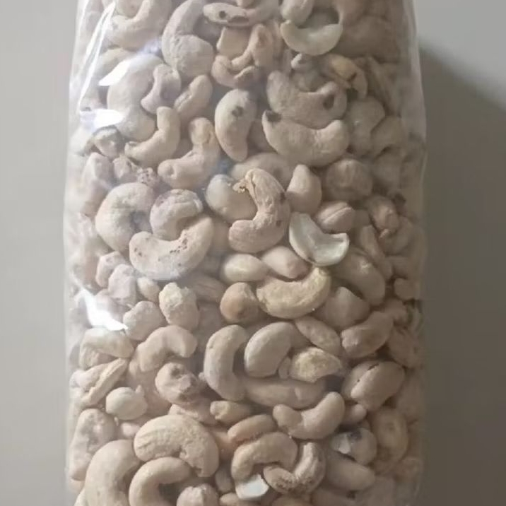 

kacang mede utuh mentah 500g