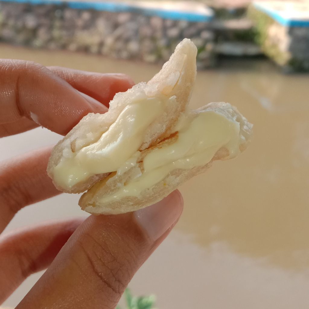 

Cireng Isi Keju Enak Frozen food