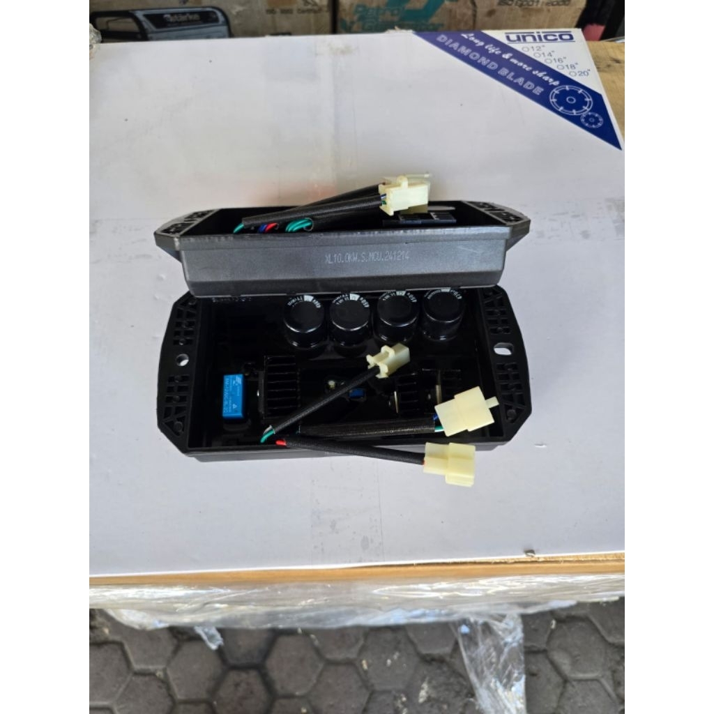 AVR Genset 10000 Watt Mesin Bensin 2 Silinder (220V & 380V)