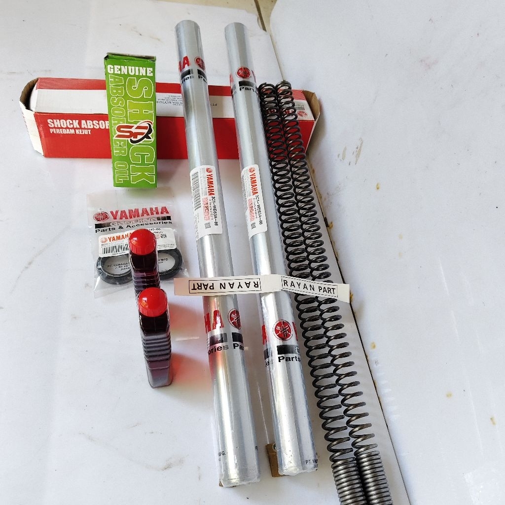 Shock depan Vixion New shock depan Vixion New komplit silsok & olisok & persok shock depan Vixion Ne