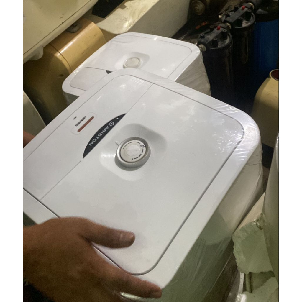 Waterheater Ariston 10 liter