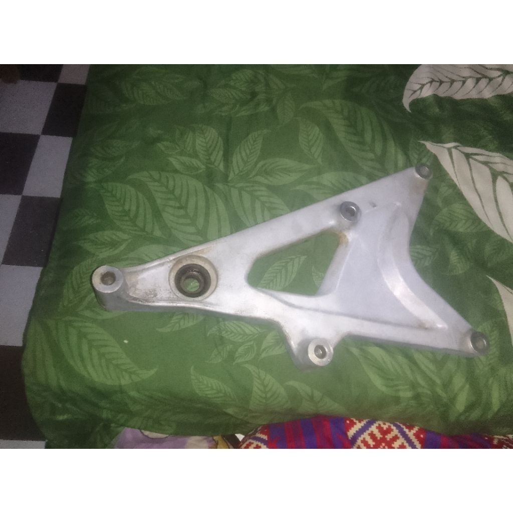 arem vario 125 kzr old