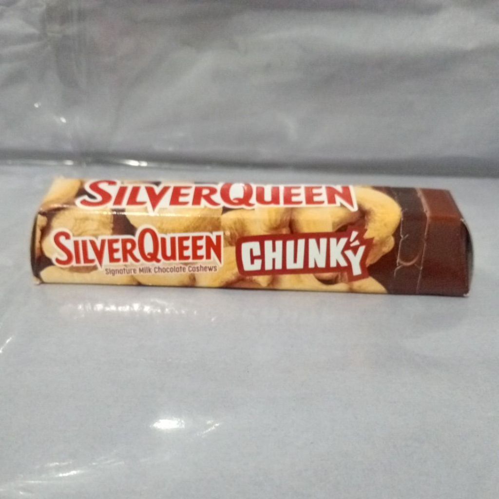 

Silver Queen Chunky Cashews 30g