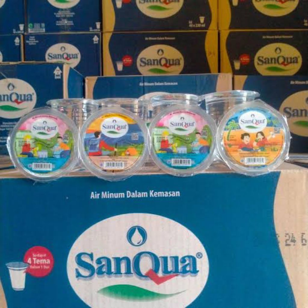 

SanQua Gelas - air mineral kemasan gelas 240ml 1 dus
